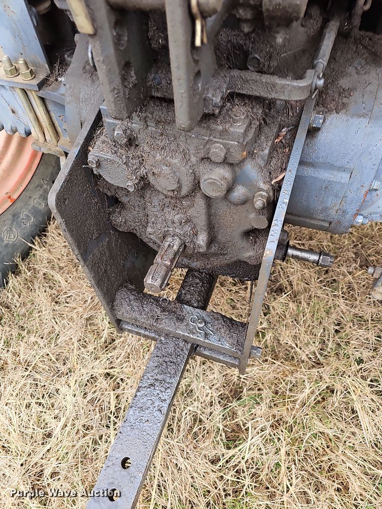 image for item NP9140 Kubota M105S MFWD tractor