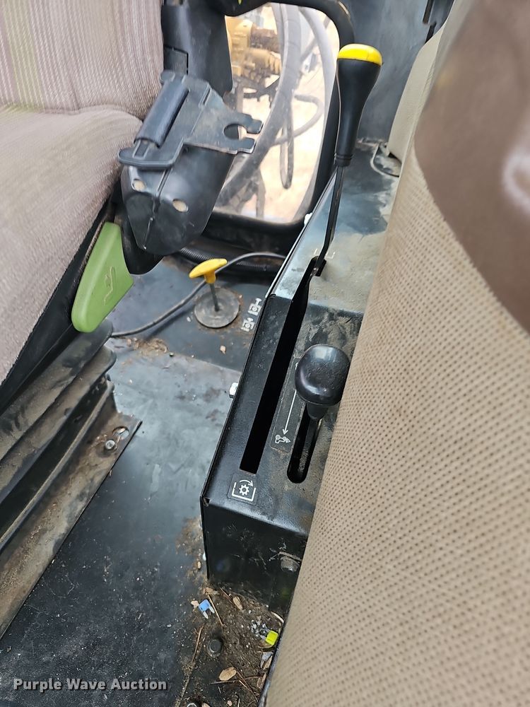 image for item NP9142 2009 John Deere 5101E MFWD tractor