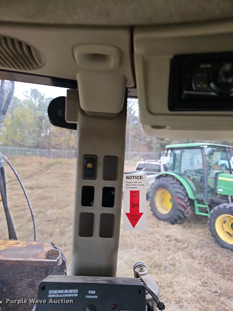 image for item NP9142 2009 John Deere 5101E MFWD tractor