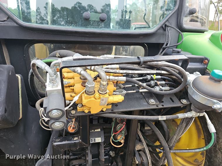 image for item NP9142 2009 John Deere 5101E MFWD tractor