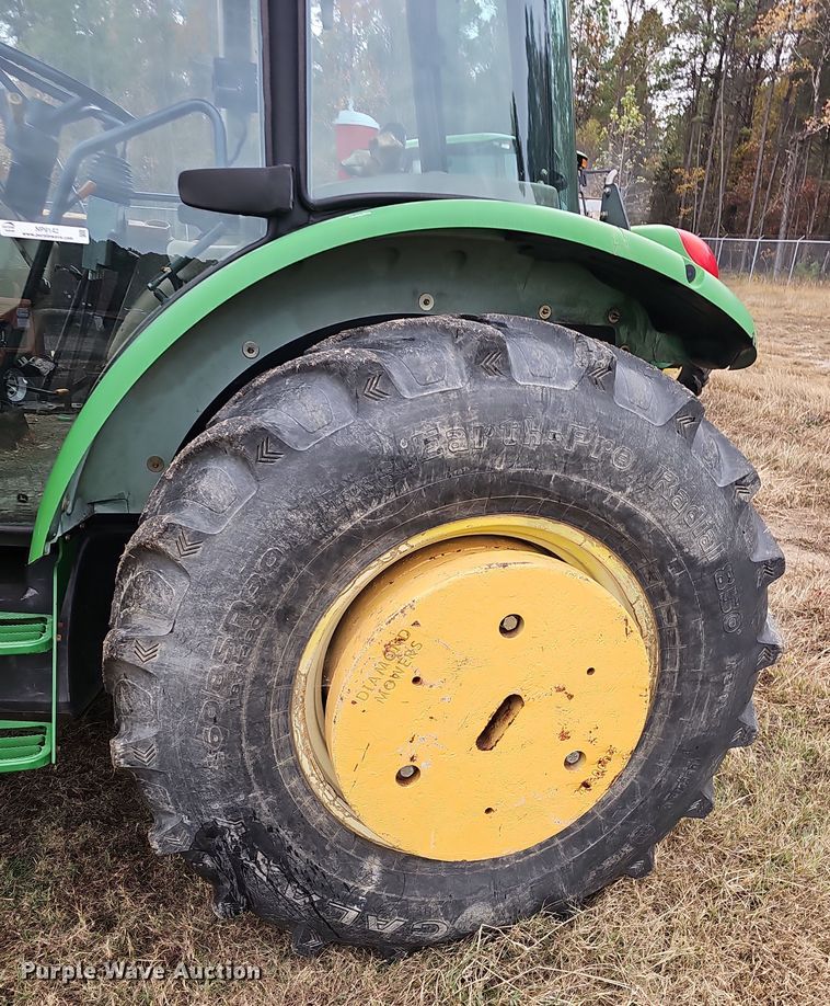 image for item NP9142 2009 John Deere 5101E MFWD tractor