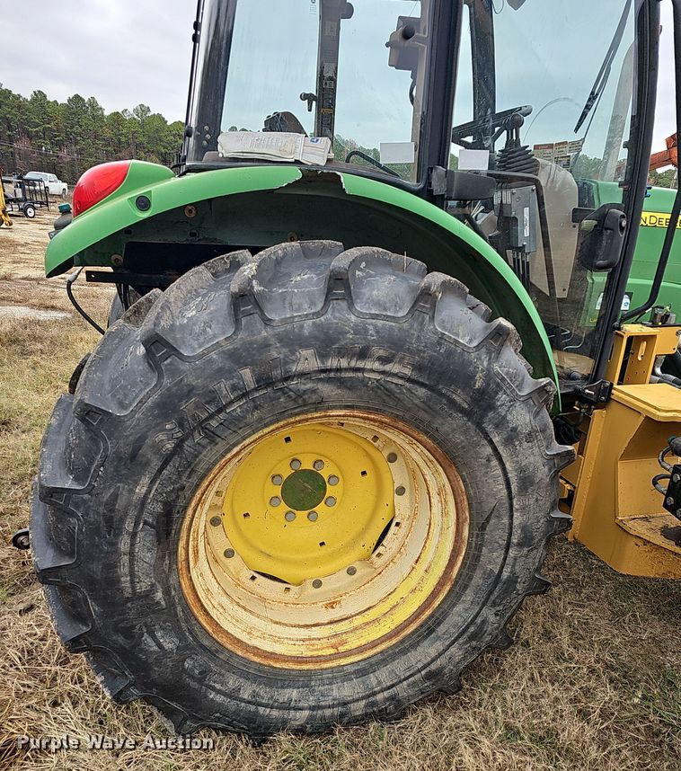 image for item NP9142 2009 John Deere 5101E MFWD tractor