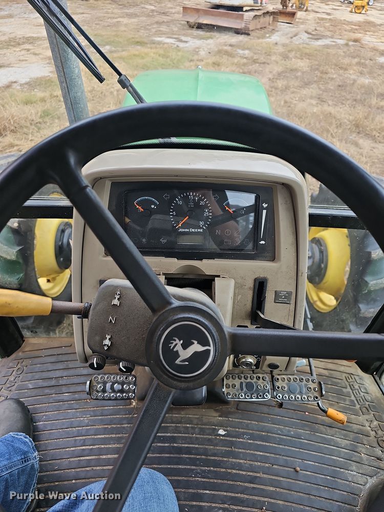 image for item NP9143 2009 John Deere 5101E MFWD tractor