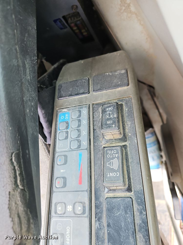 image for item NP9147 Link Belt 80 excavator