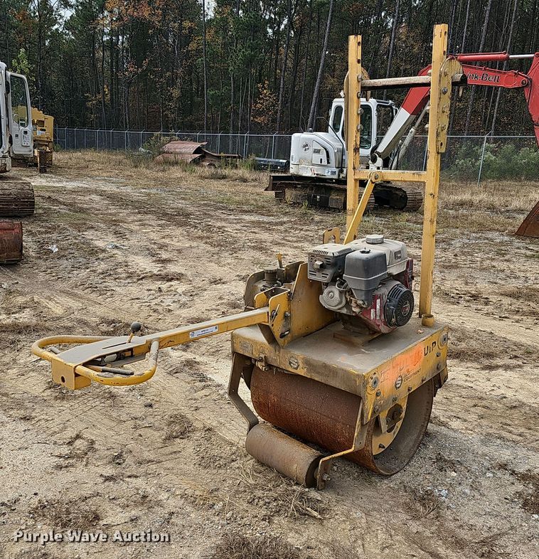 image for item NP9151 Multiquip V304EH11 compactor