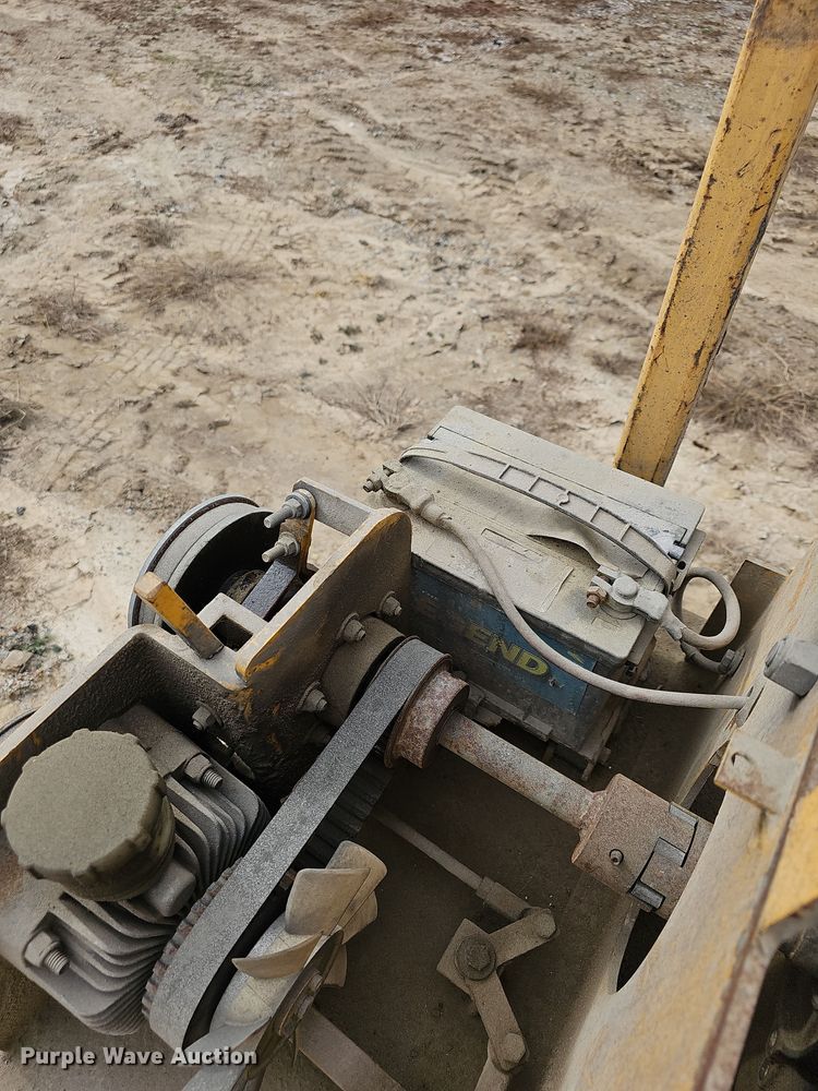 image for item NP9151 Multiquip V304EH11 compactor