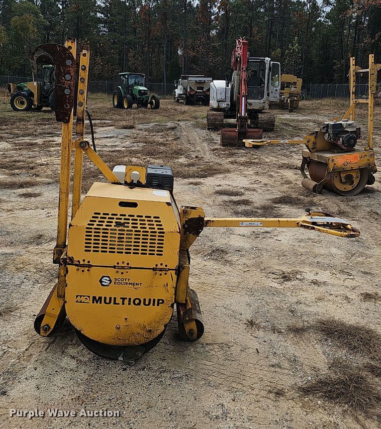 image for item NP9152 Multiquip V304EH11  compactor