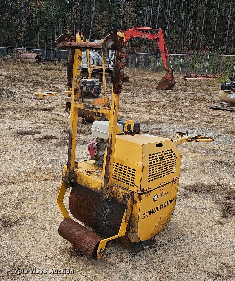 image for item NP9152 Multiquip V304EH11  compactor