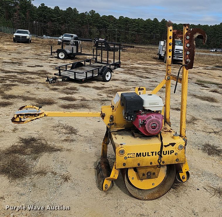 image for item NP9152 Multiquip V304EH11  compactor