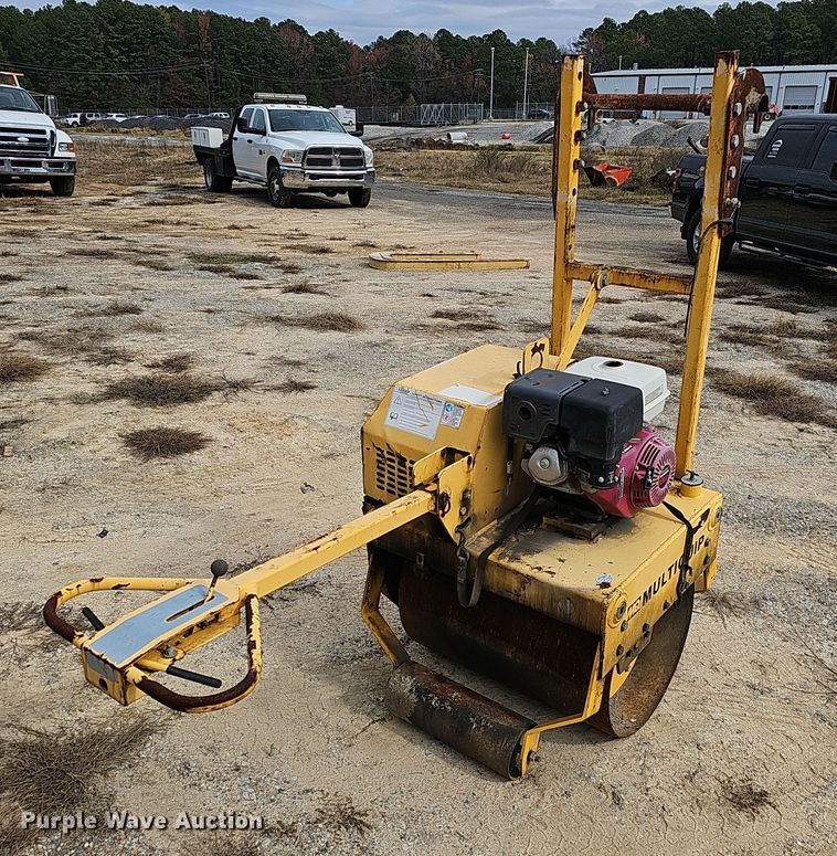 image for item NP9152 Multiquip V304EH11  compactor