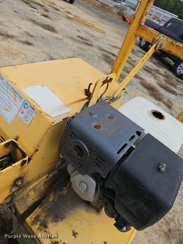 image for item NP9152 Multiquip V304EH11  compactor