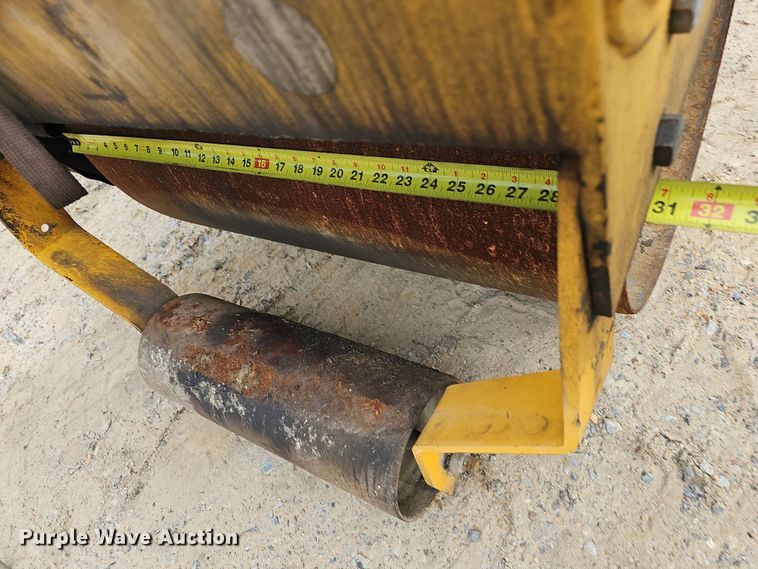 image for item NP9152 Multiquip V304EH11  compactor