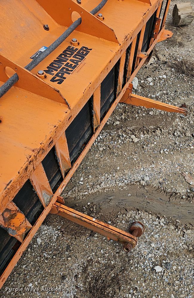 image for item NP9153 Monroe  manure spreader