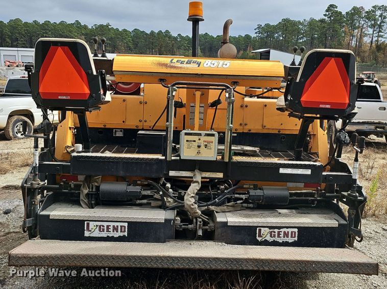 image for item NP9155 LeeBoy 8515  paver