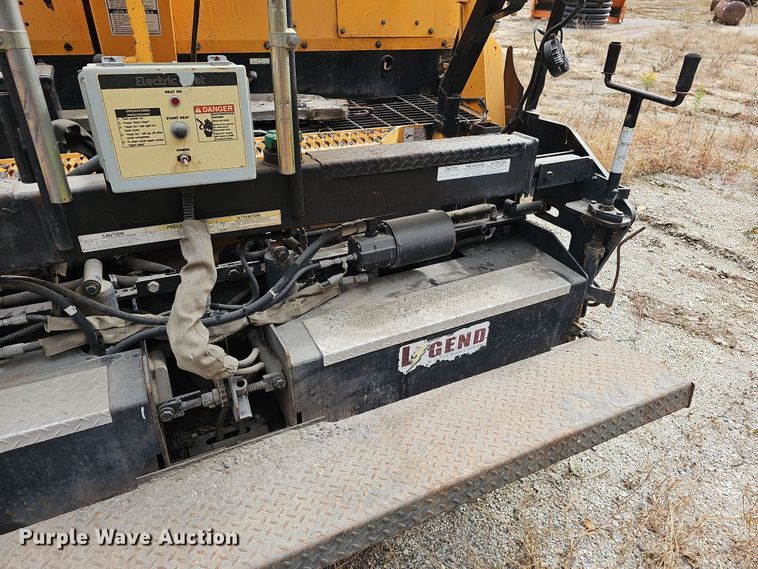 image for item NP9155 LeeBoy 8515  paver