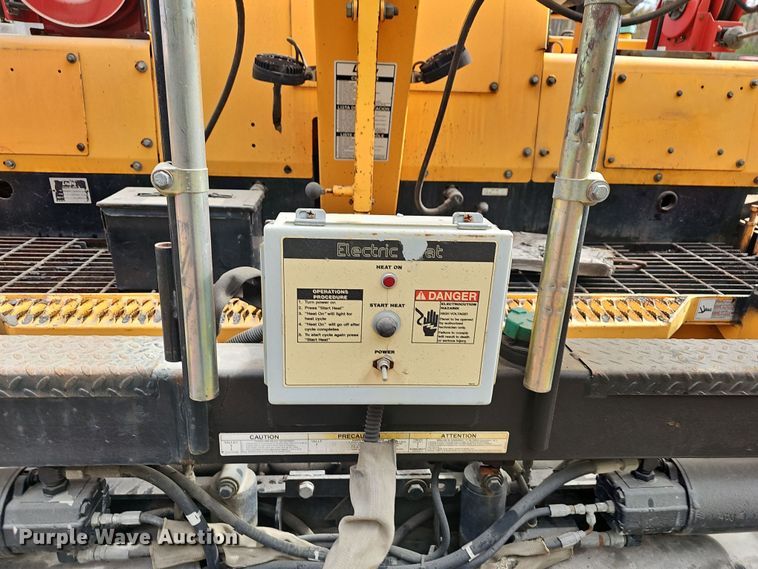 image for item NP9155 LeeBoy 8515  paver