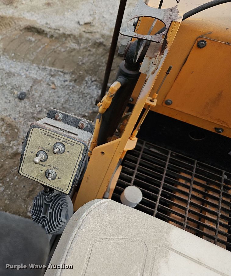 image for item NP9155 LeeBoy 8515  paver