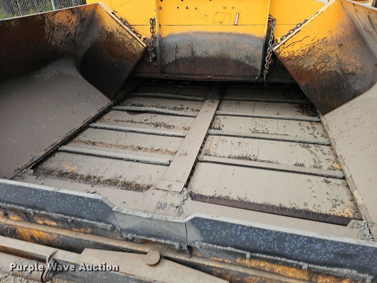 image for item NP9155 LeeBoy 8515  paver