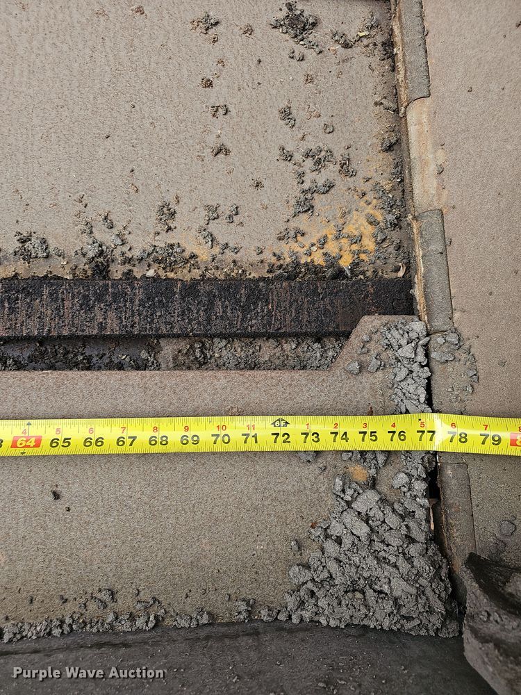 image for item NP9155 LeeBoy 8515  paver