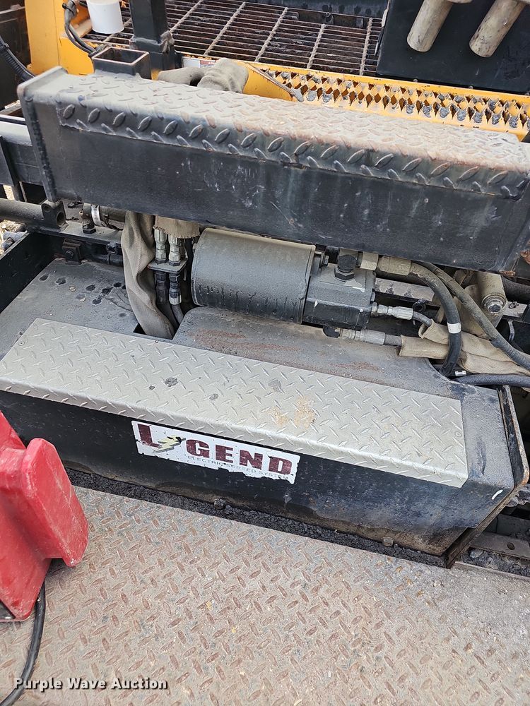 image for item NP9155 LeeBoy 8515  paver