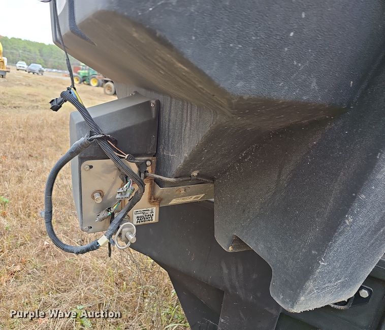 image for item NP9164 (2) Salt Dogg SHPE2000 spreaders