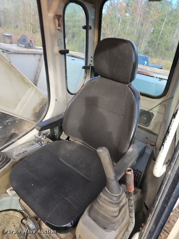 image for item NP9181 Link Belt 225  excavator