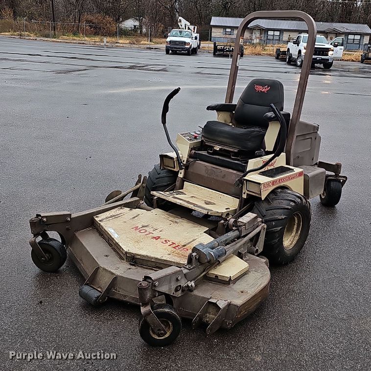 image for item NP9202 Grasshopper 928D  ZTR lawn mower