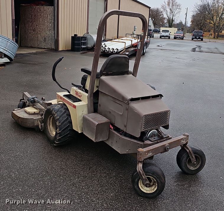 image for item NP9202 Grasshopper 928D  ZTR lawn mower