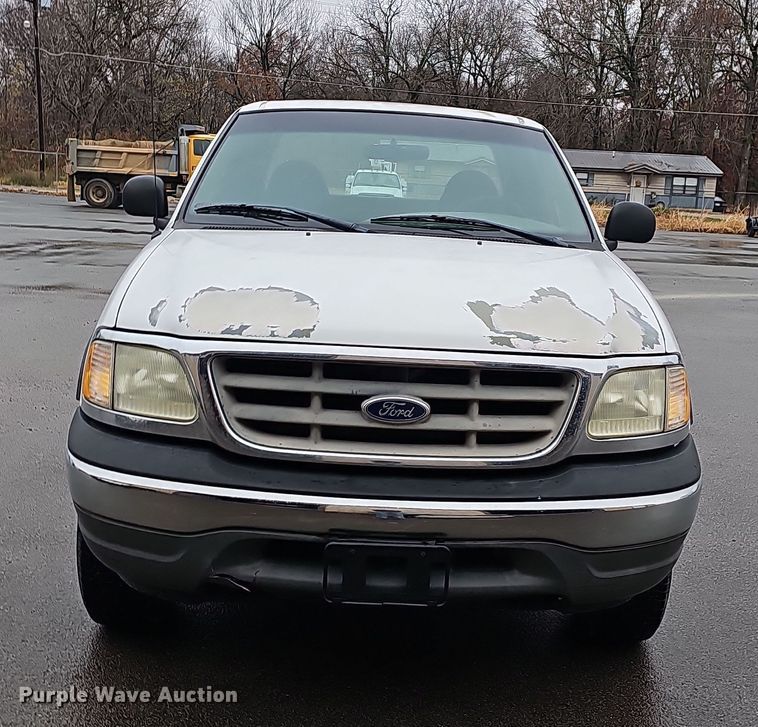 image for item NP9203 2002 Ford F150  SuperCab pickup truck