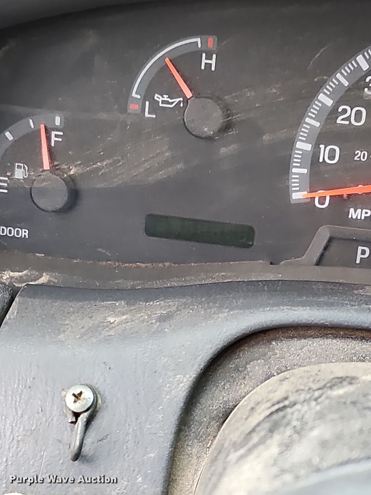 image for item NP9203 2002 Ford F150  SuperCab pickup truck