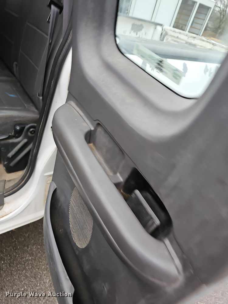 image for item NP9203 2002 Ford F150  SuperCab pickup truck