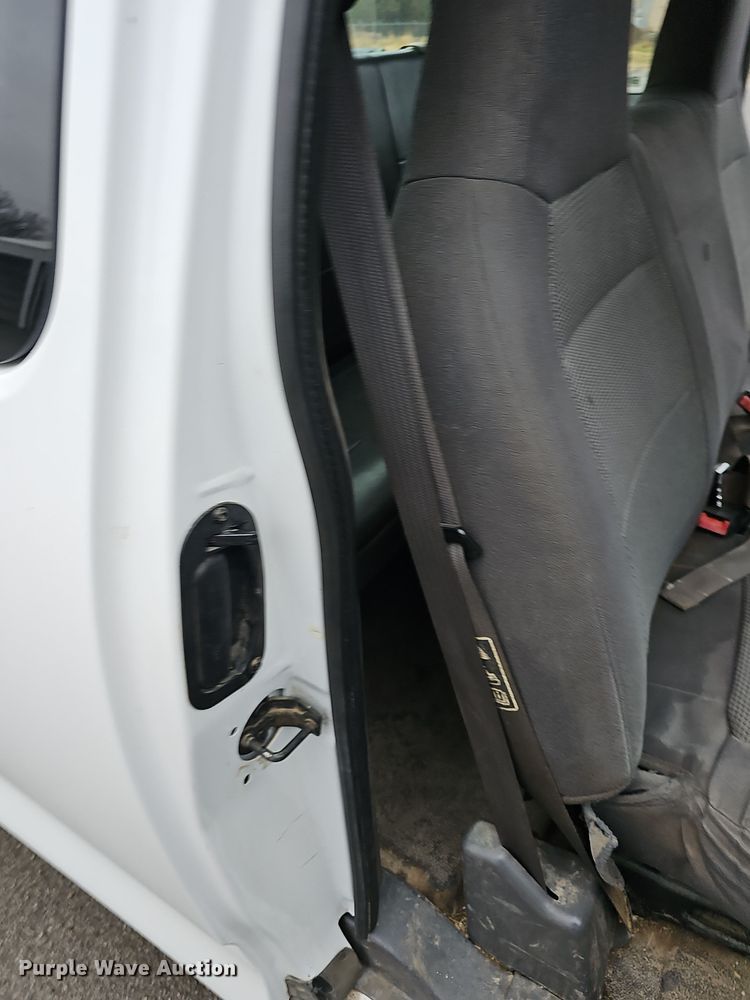 image for item NP9203 2002 Ford F150  SuperCab pickup truck