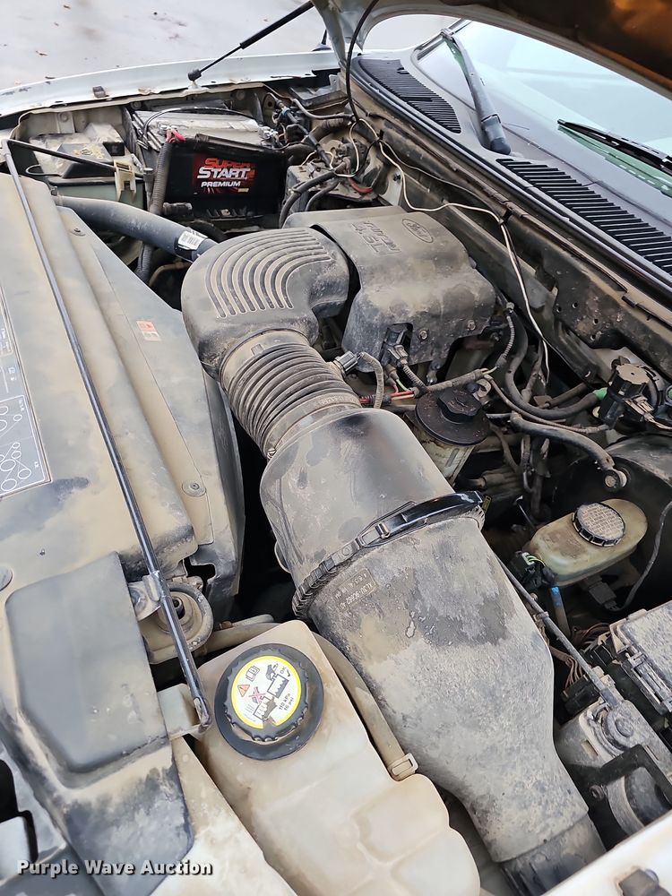 image for item NP9203 2002 Ford F150  SuperCab pickup truck