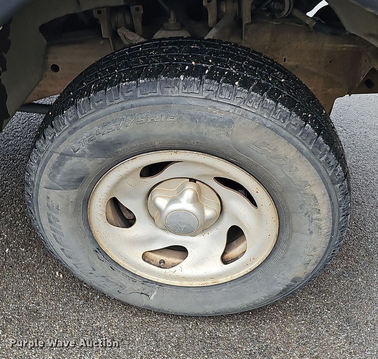 image for item NP9203 2002 Ford F150  SuperCab pickup truck