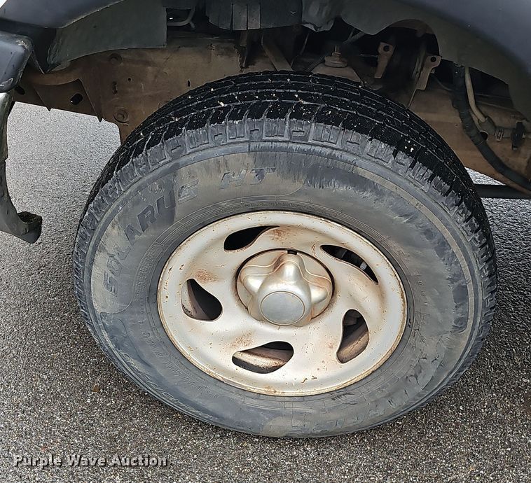 image for item NP9203 2002 Ford F150  SuperCab pickup truck