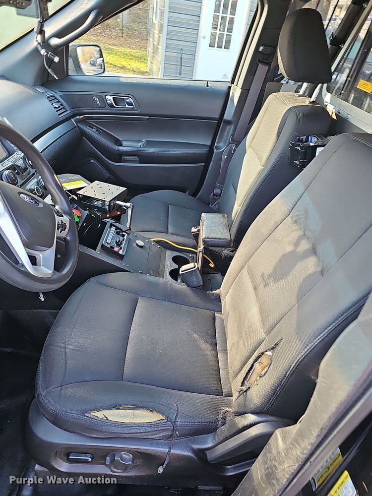 image for item NP9224 2015 Ford Explorer Police  SUV