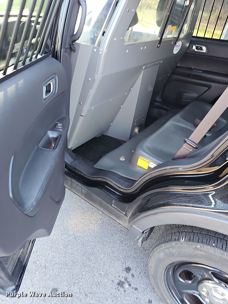 image for item NP9224 2015 Ford Explorer Police  SUV