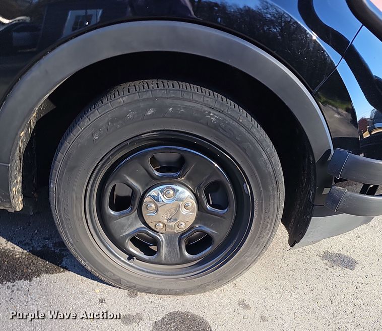 image for item NP9224 2015 Ford Explorer Police  SUV