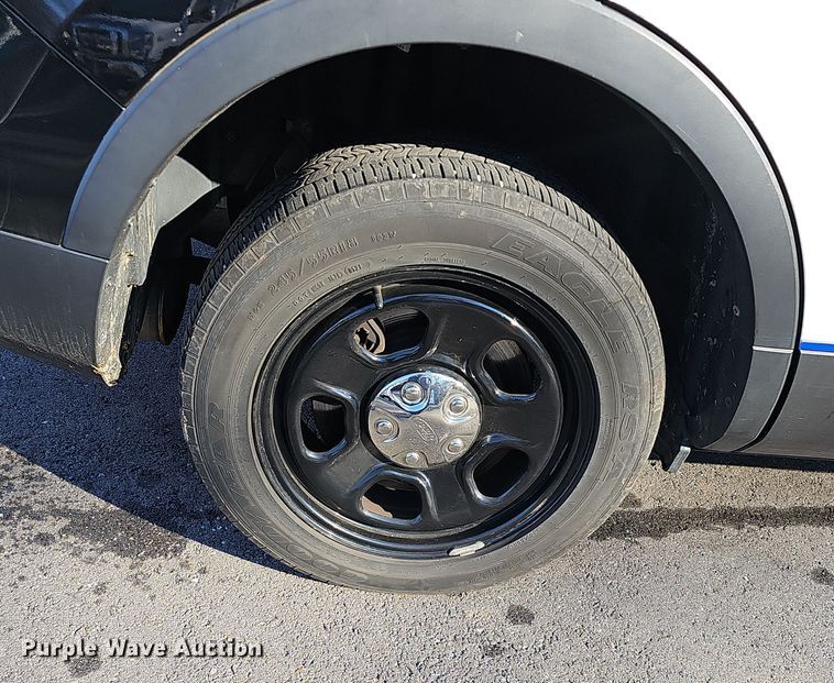 image for item NP9224 2015 Ford Explorer Police  SUV