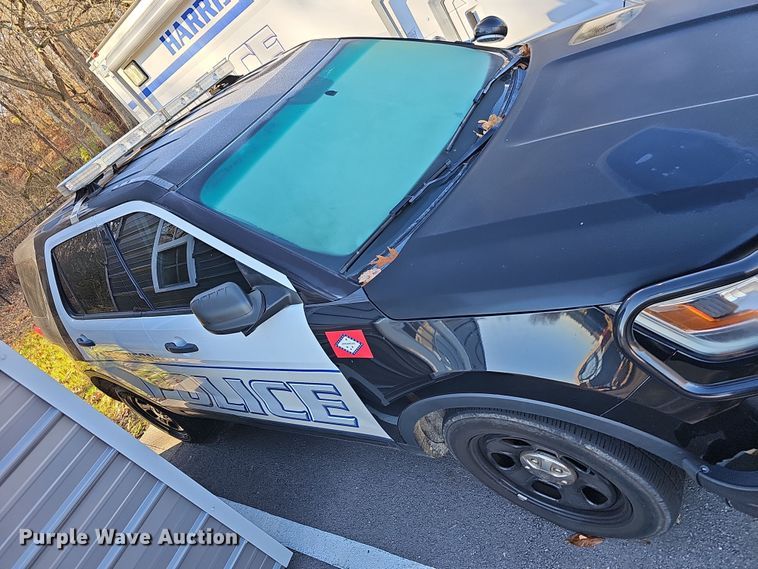 image for item NP9225 2016 Ford Explorer Police Interceptor  SUV