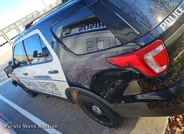 image for item NP9225 2016 Ford Explorer Police Interceptor  SUV