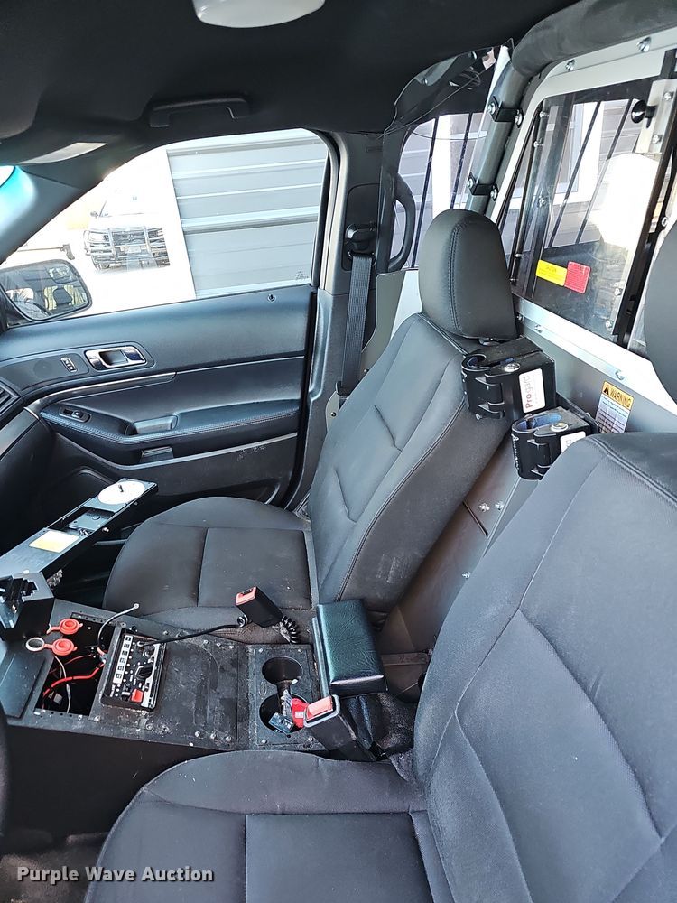 image for item NP9225 2016 Ford Explorer Police Interceptor  SUV