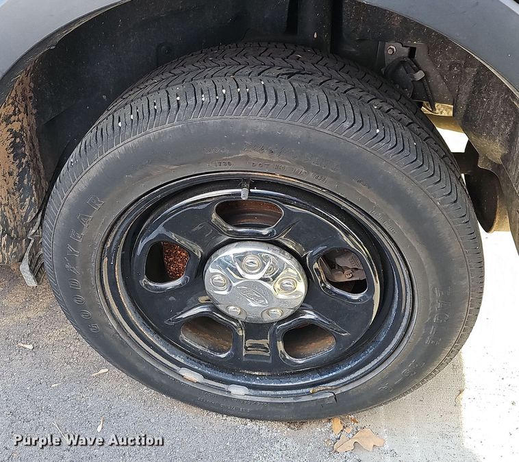 image for item NP9225 2016 Ford Explorer Police Interceptor  SUV