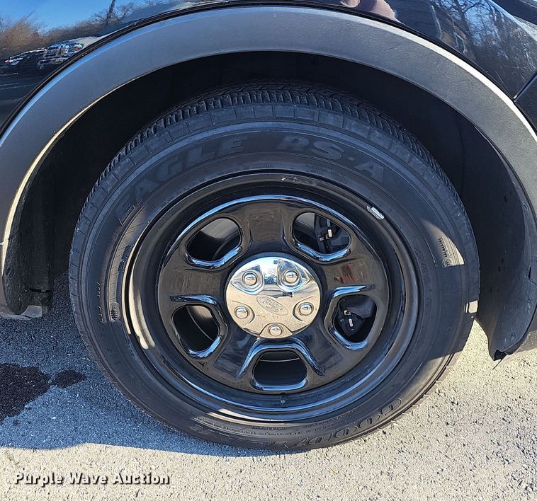 image for item NP9226 2015 Ford Explorer Police Interceptor  SUV