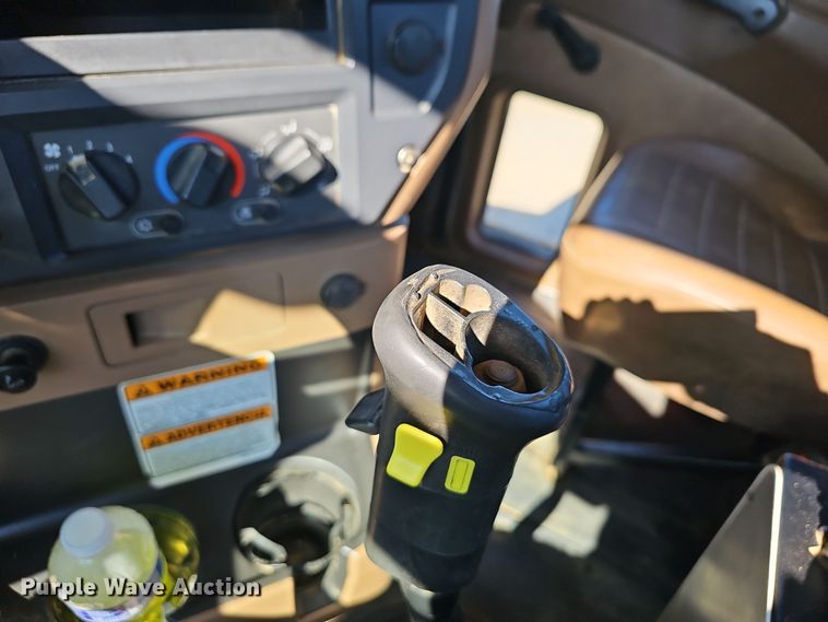 image for item NP9238 2014 Mack GU713  roll-off container truck