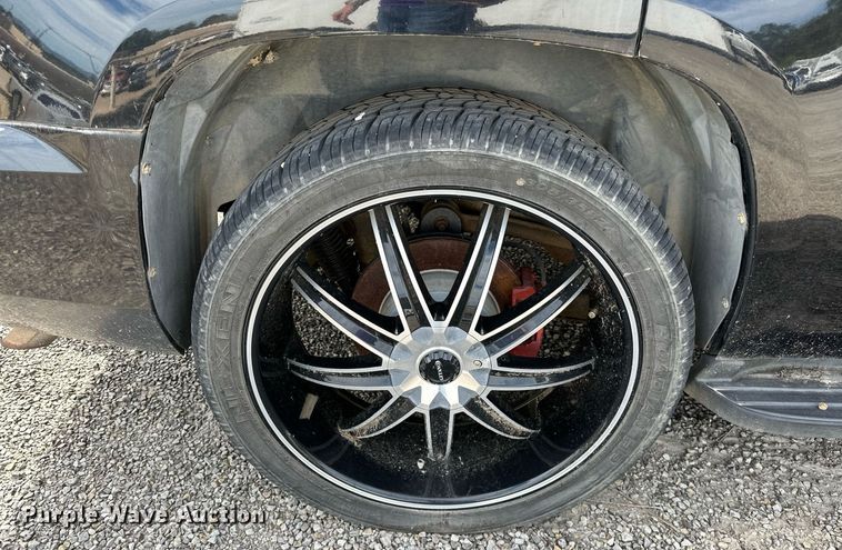 image for item NQ9465 2007 GMC Yukon SUV