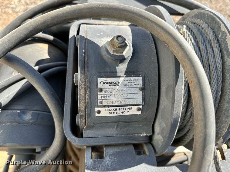 image for item NQ9514 Auto Crane DCG8R  truck mounted crane