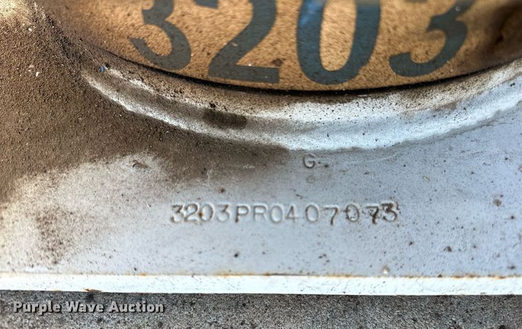 image for item NQ9514 Auto Crane DCG8R  truck mounted crane