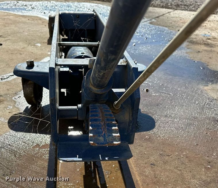 image for item NQ9515 (2) AC Delco floor jacks