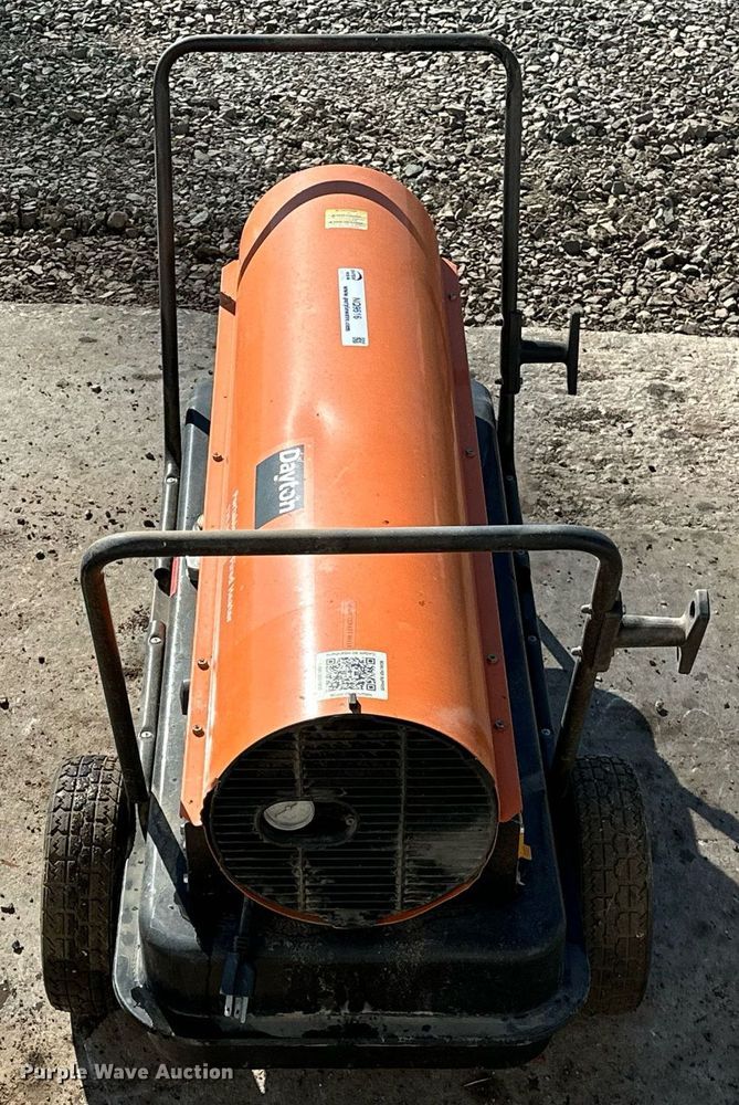 image for item NQ9516 Dayton 3VE51E  heater